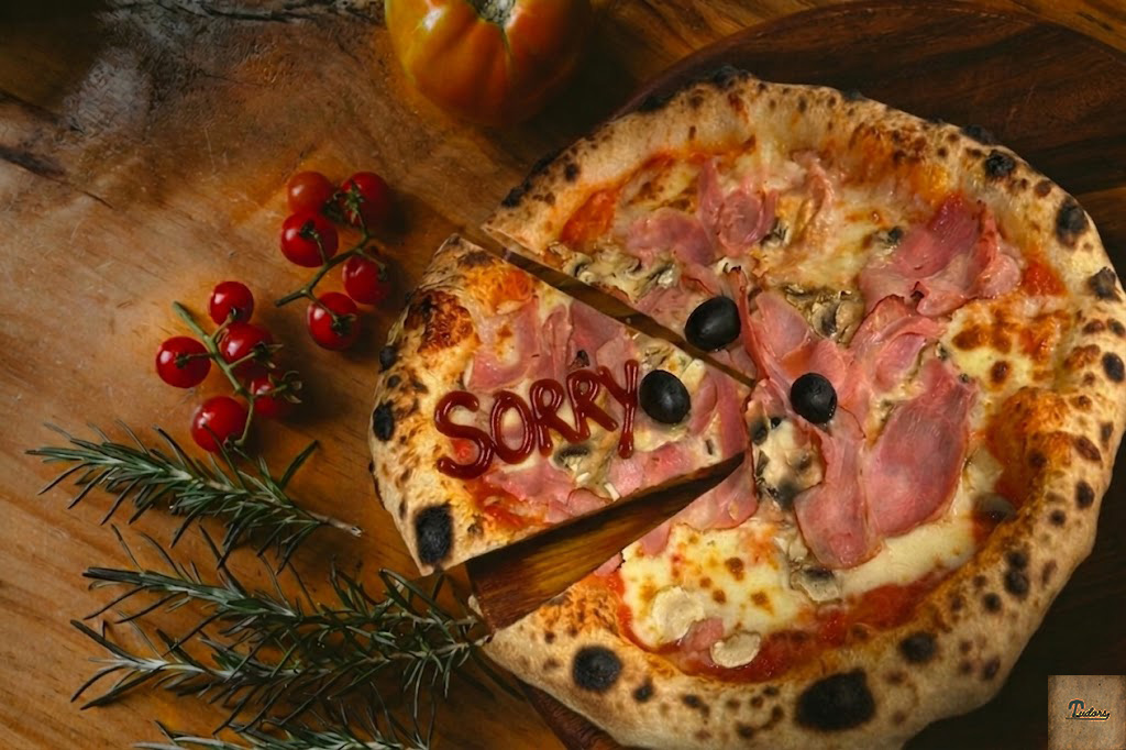 Reservation notice at Tudors Pizza Pasta Split